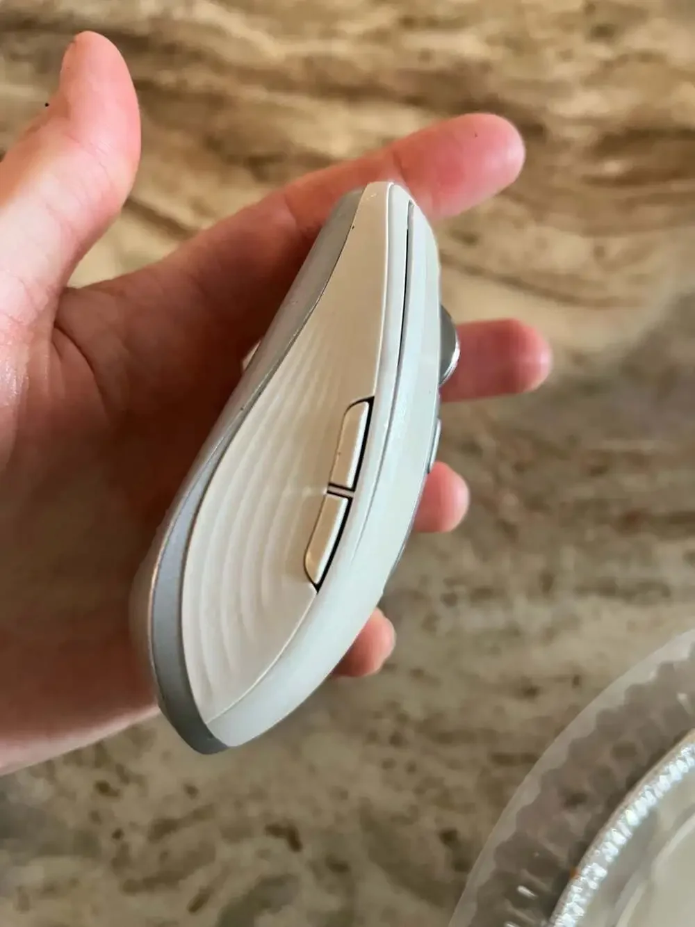 Logitech MX Anywhere 3 for Mac Compact Wireless Performance Mouse